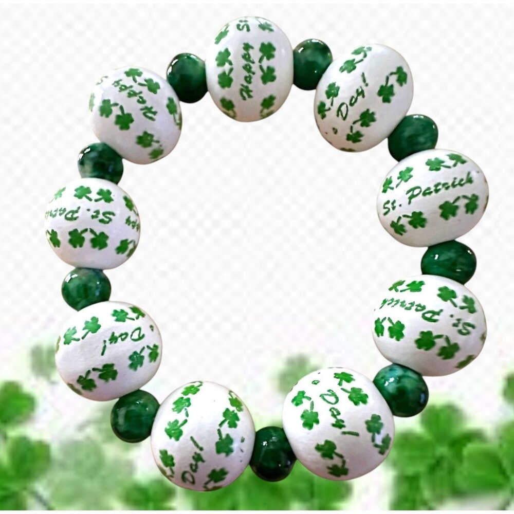 Happy St Patricks Day Shamrock Wood Beaded Stretch Bracelet Marbled Acce…
